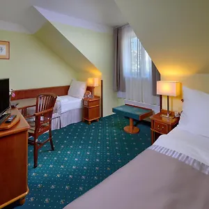 Selsky Dvur - Bohemian Village Courtyard 4*, Praga Czechy