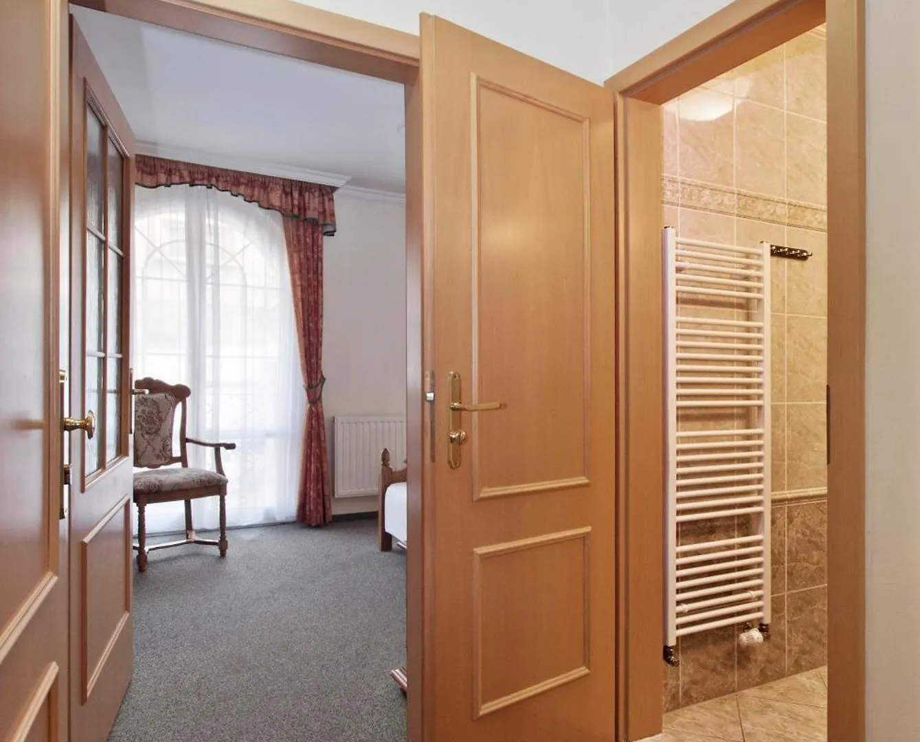 Villa Rosa Karlovy Vary 3*,  Czech Republic